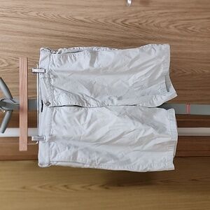 Men's Dockers flat front shorts - Size 36